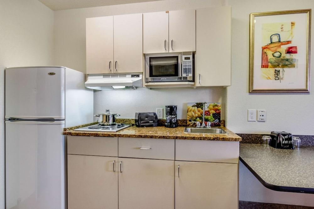 Motel 6-Saskatoon, SK Exteriör bild